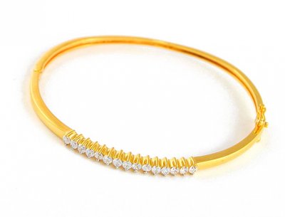 Gold Bangle with Star Signity ( Stone Bangles )
