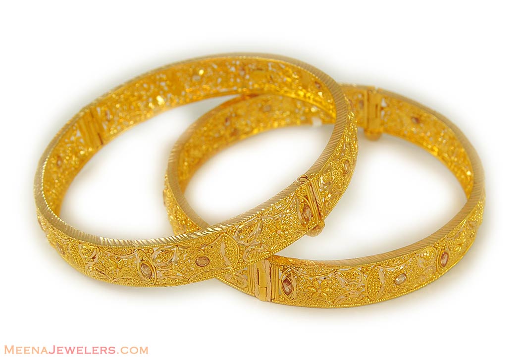 22Kt Gold Kadas BaKa7386 22Kt gold handmade kadas (set of 2) with