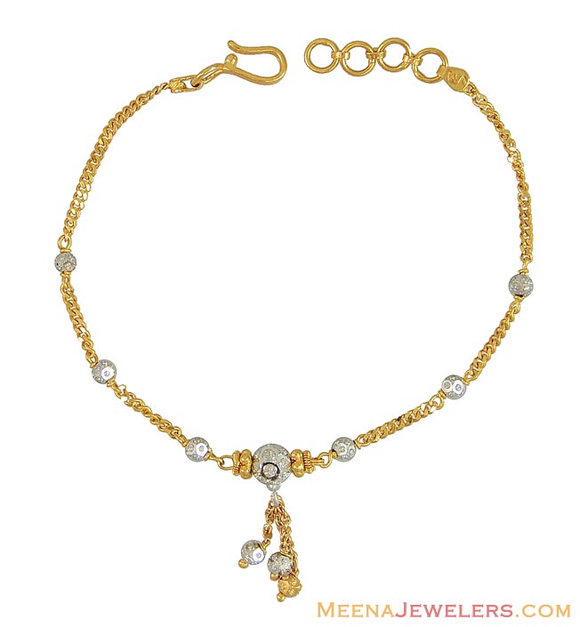 Two Tone Bracelet (22 Kt Gold) BrLa10000 22 Kt Gold twotone Bracelet with diamond cuts and