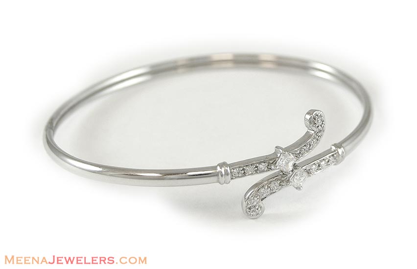 18Kt White Gold Bangle with Star Signity ( Stone Bangles ) 18Kt White Gold Bangle with Star Signity ( Stone Bangles )