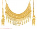 Click here to View - 22Kt Bridal Necklace Set 
