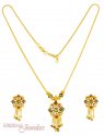 Gold Fancy Necklace Set - Click here to buy online - 643 only..
