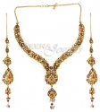 22Kt Gold Necklace Set (Classic Finish) - Click here to buy online - 2,822 only..