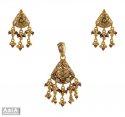 22k Indian Antique Pendant Set - Click here to buy online - 1,690 only..