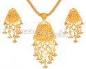 22 Kt Gold Pendant Set - Click here to buy online - 1,129 only..