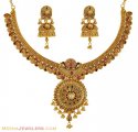 Click here to View - 22K Indian Antique Necklace Set 
