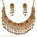 Click here to View - 22K Indian Necklace Set 