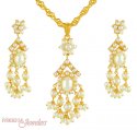 22Kt Gold pendant Set Perls - Click here to buy online - 752 only..