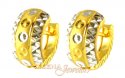 22Kt Gold Clip On Earrings - Click here to buy online - 141 only..
