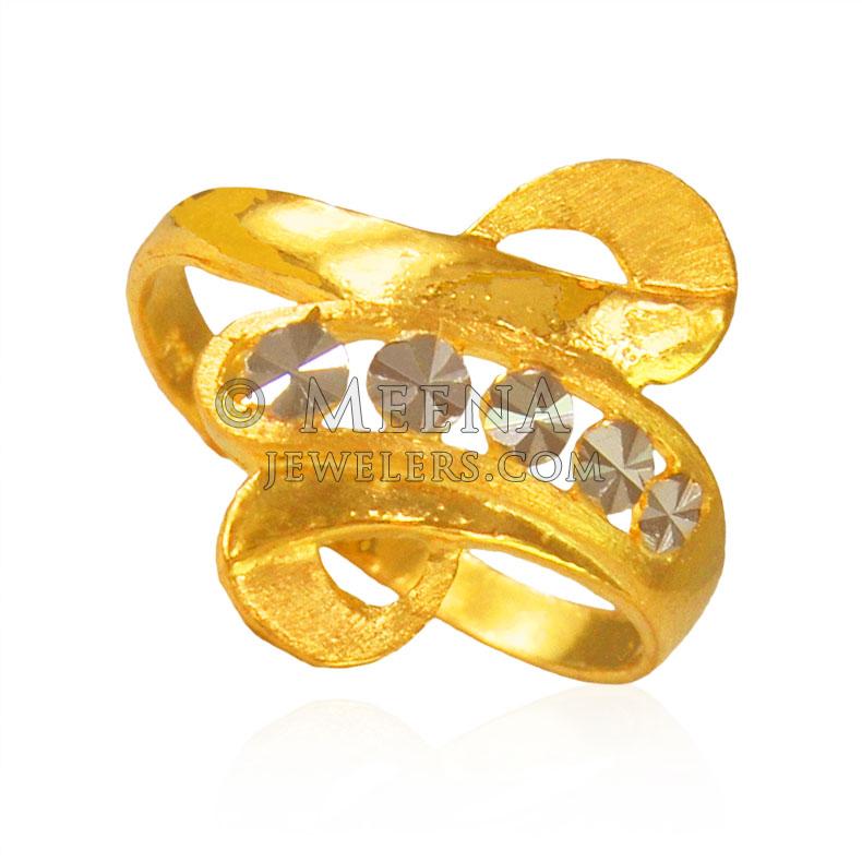 22Kt Gold Ladies Ring RiLg23163 US 341 22K Gold Ring for ladies