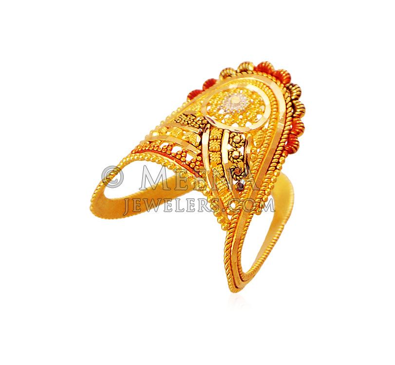 22K Gold Vanki Ring RiLg18441 22K Gold Ring designed in a South