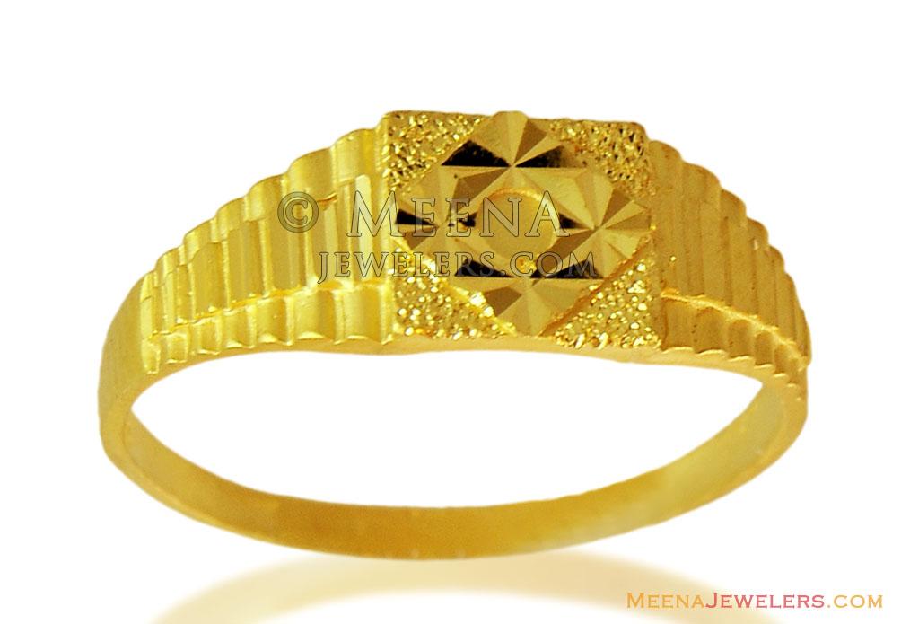 22k Gold Mens Ring RiMs14516 22k men's gold thin ring ( indian design with diamond cuts