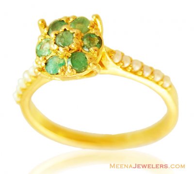Exclusive Emerald  Pearl 22k Ring ( Ladies Rings with Precious Stones )