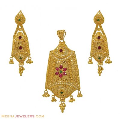 Indian Filigree Pendant Set ( Gold Pendant Sets )