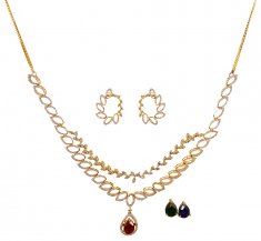 18KT Gold Diamond Necklace Set