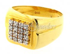 22 Kt Gold Mens Signity Ring