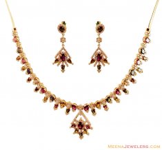 18Kt Gold Diamond Necklace Set