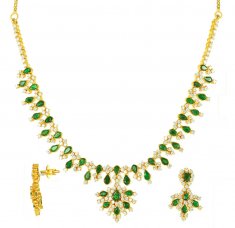 22 Kt Gold Emerald And Cubic Zircon Set ( Combination Necklace Set )