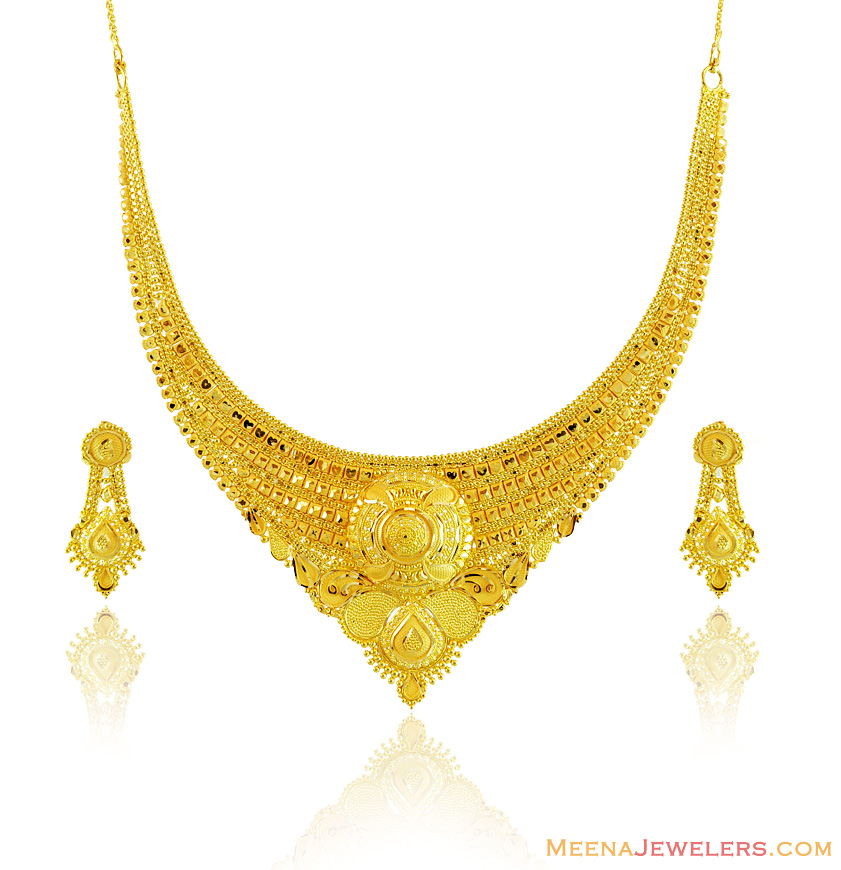 thumbnail image 2 of Luxury Gold Jewelry Set - Mesh Chain Necklace & Tassel Earrings 62cm Length With 10.5cm Drop 2 of 9