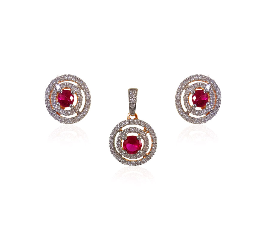 18K Gold Diamond Ruby Pendant Set