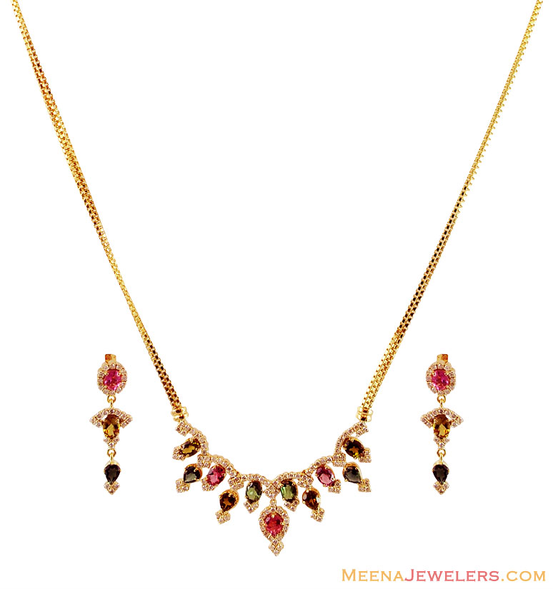 Delicate Diamond Necklace Set (18K)