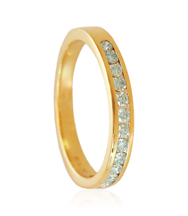 18K Gold Diamond Band