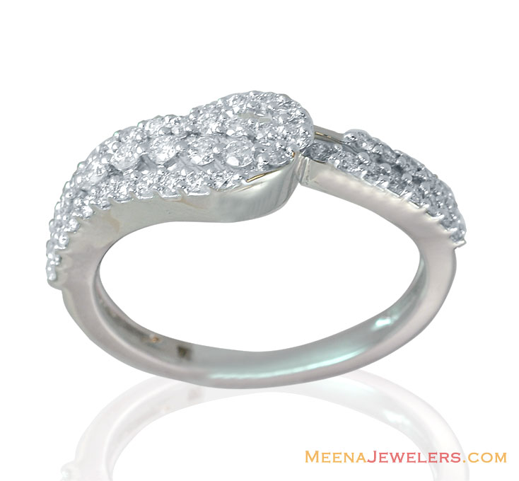 18K White Gold Fancy Diamond Ring
