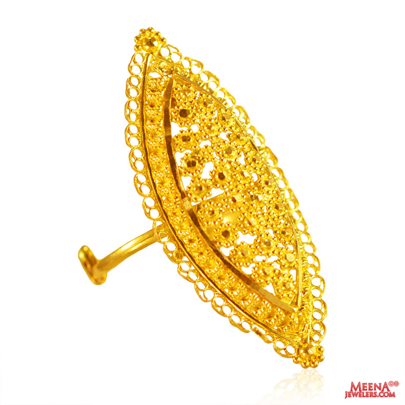  22K Gold Ladies Ring 