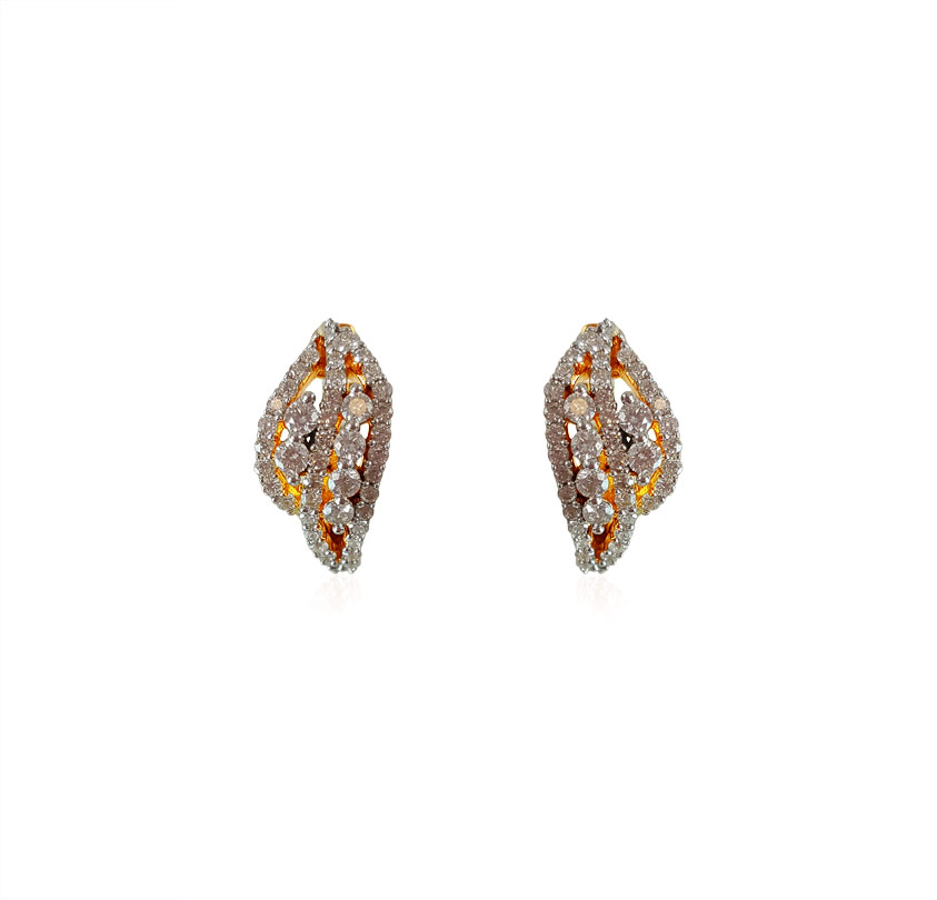 18kt Yellow Gold Diamond Earrings