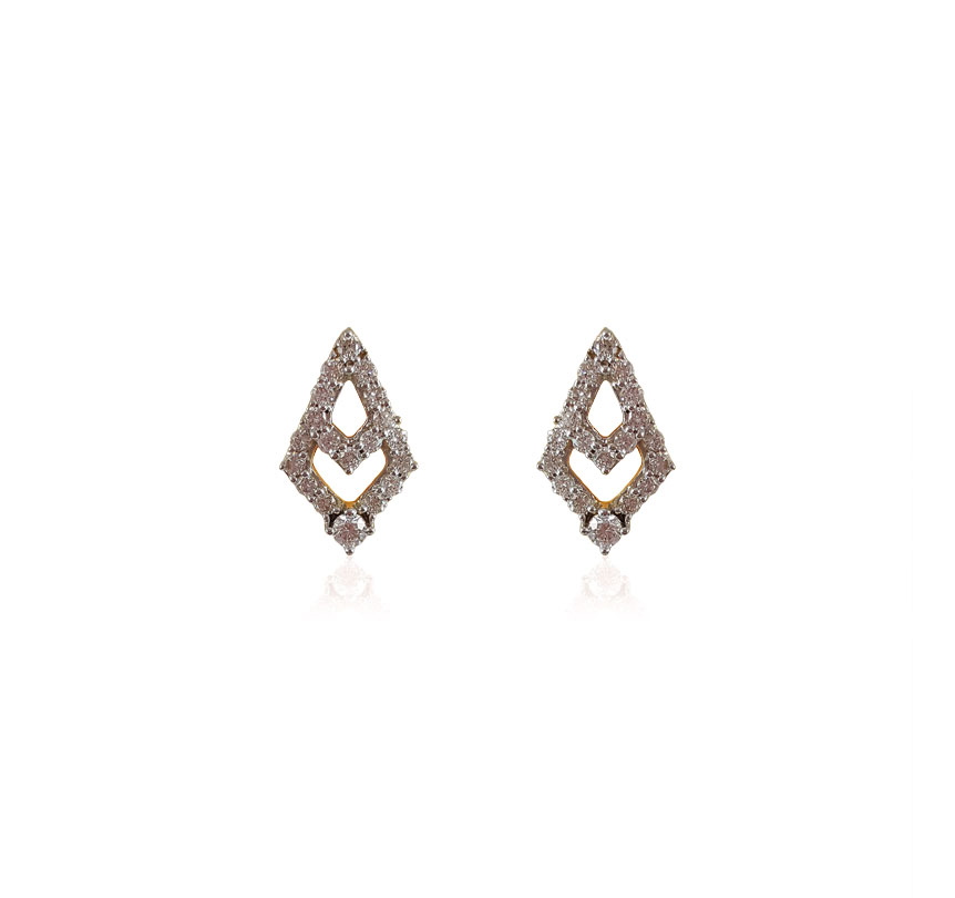 18kt Yellow Gold Diamond Earrings