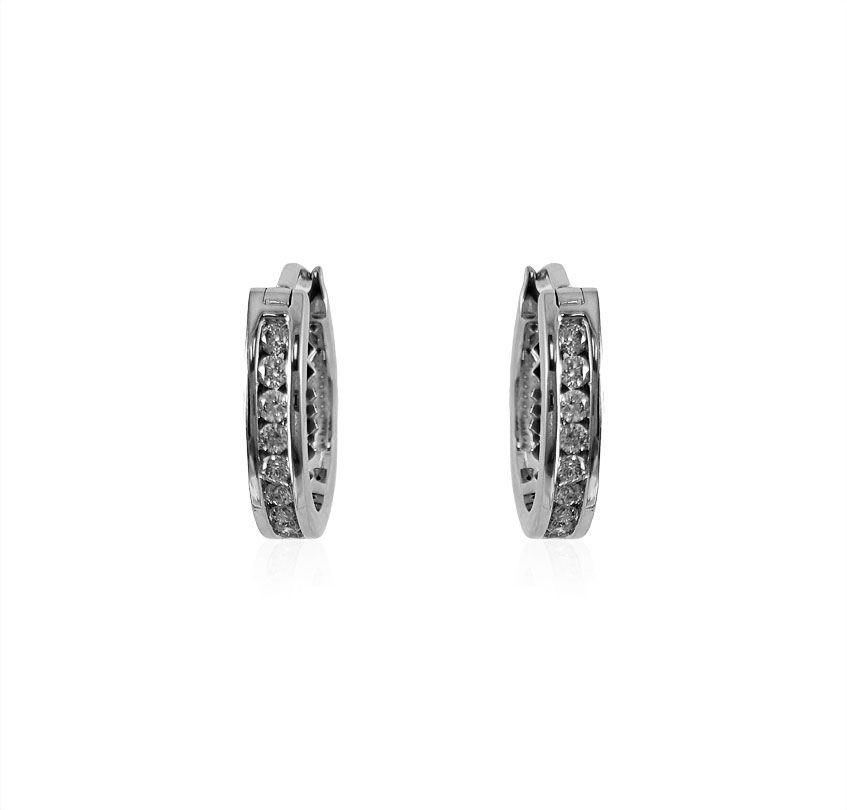 18Kt White Gold Diamond Earrings