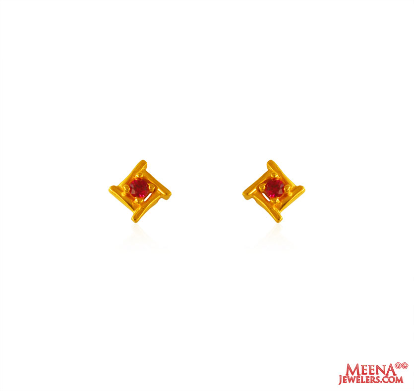22Kt Gold Earrings with Colored Stone.