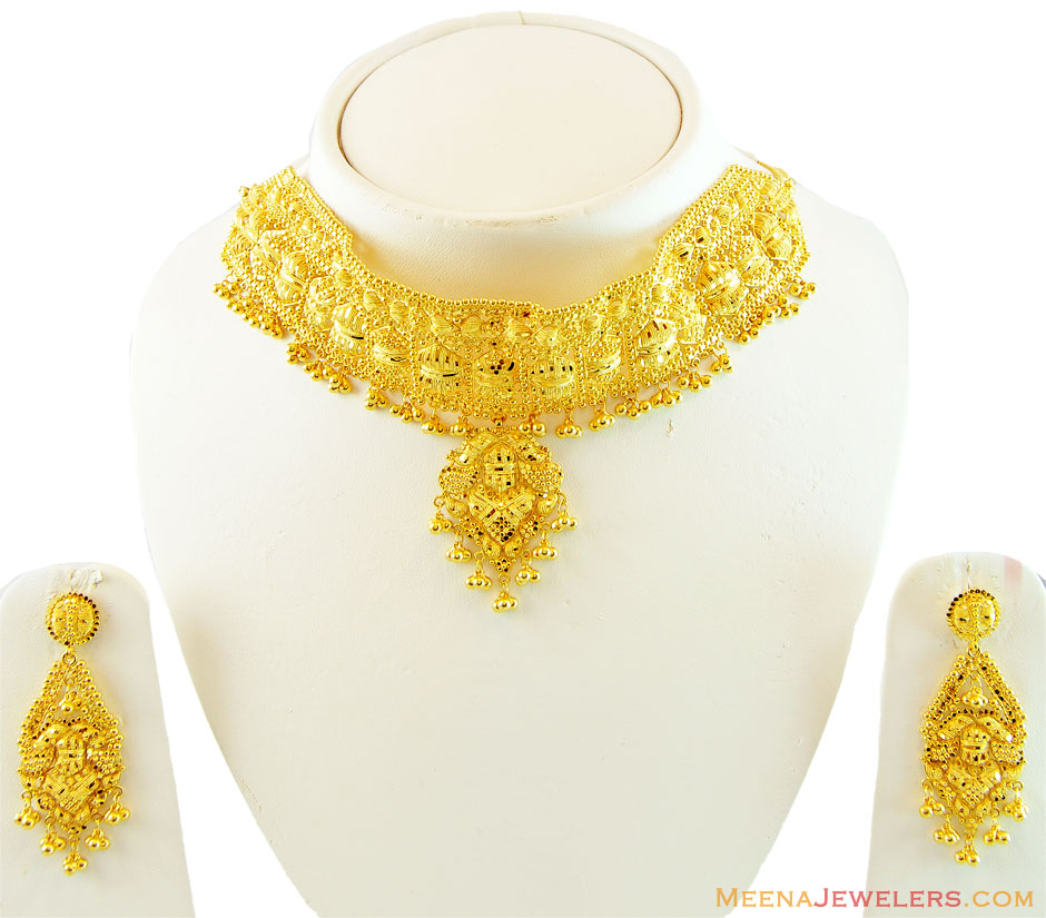 22k Gold Choker Necklace Set StGo15002 22K Gold Necklace and