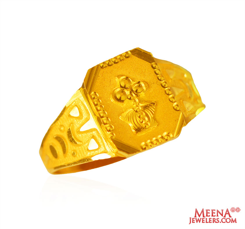 22 Kt Gold Mens Initial  Ring