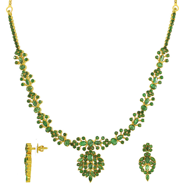 22Kt Gold Emerald Necklace Set PsEm2777 22Kt Gold Emerald Necklace and Earring set
