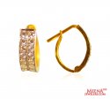 22k Fancy 2 Tone Clip On Earrings - Click here to buy online - 415 only..