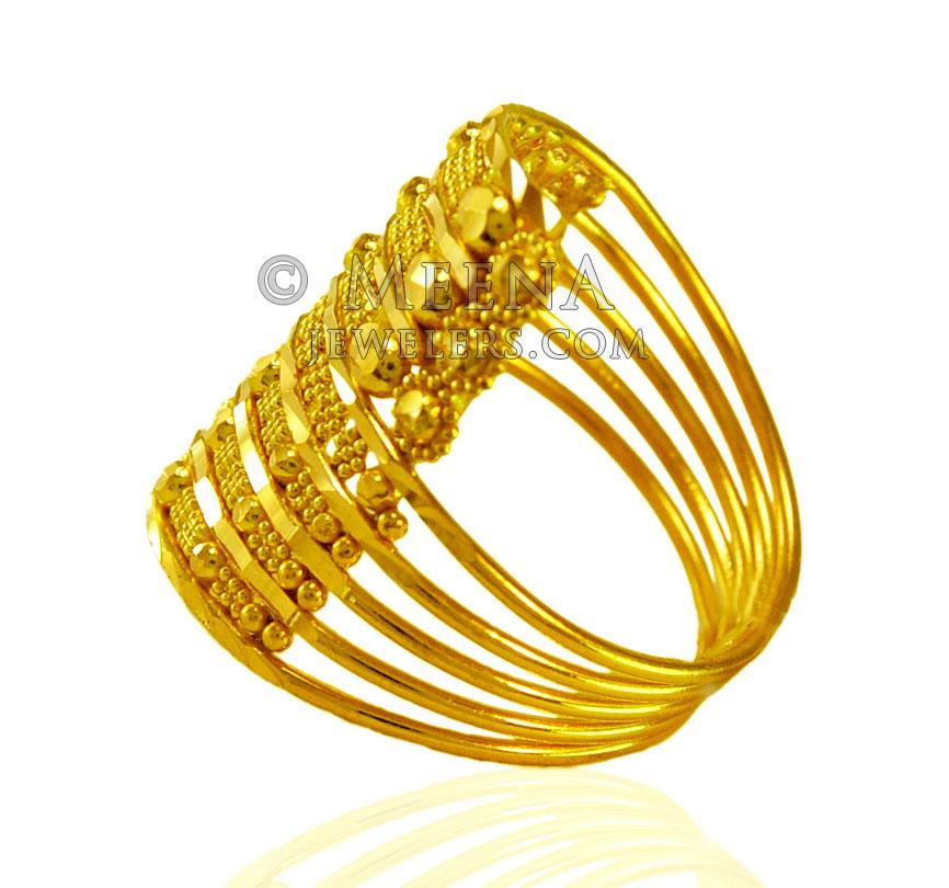 Steel Golden Ladies Fancy Rings, 3 Gm at Rs 200 in Ahmedabad | ID:  22084589673