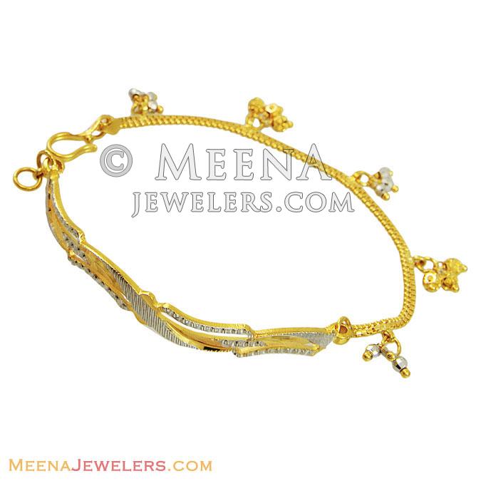 18KT Nakshatra Pattern Half Flower Design Diamond Bracelet | Pachchigar  Jewellers (Ashokbhai)