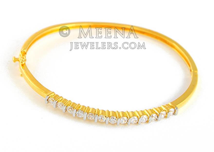 Gold Bangle with Star Signity BaSt4727 22k Gold fancy Bangle (kada