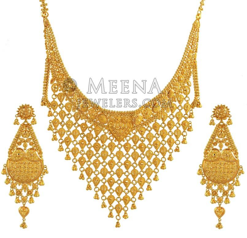 Gold Necklace, Earrings Set StGo3992 22Kt Gold Necklace and earrings set with filigree and