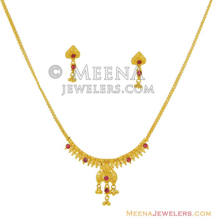 22K Gold With Ruby Necklace Set StLs8002 22k gold light necklace earring set in filigree
