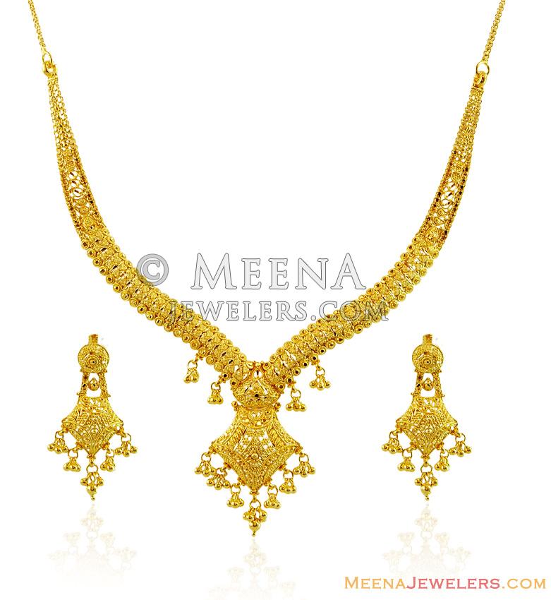 22k Gold Fancy Filigree Set StGo14853 22k Gold Fancy Necklace and Earrings Set designed with
