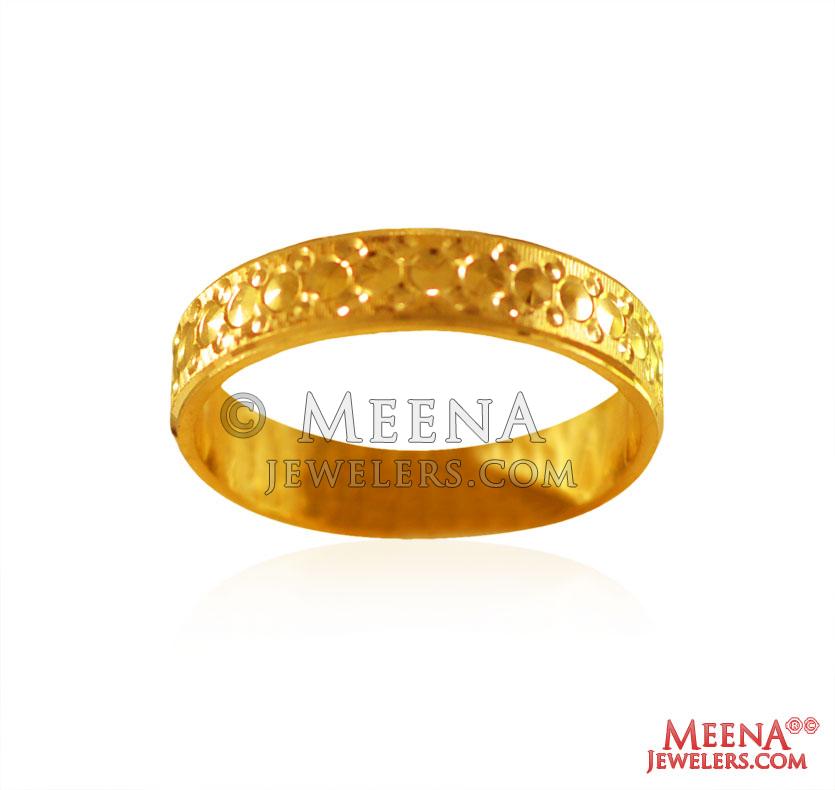 22K Gold Band RiWb27371 US 672 The 22Kt Gold Band is designed