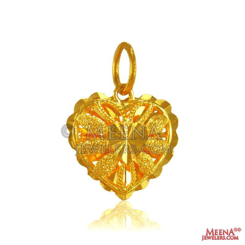 22K Gold Heart Pendant PeFc24506 22Kt Gold designer pendant with heart on it. Combination