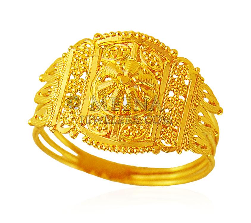 22kt Fancy Gold Ring RiLg20015 22kt Gold Fancy Ladies Ring is