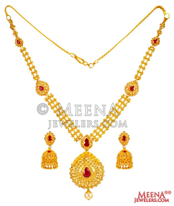 22 kt Uncut Diamond Set DiNs24837 Necklace Earring set (in 22 kt gold), exclusively design