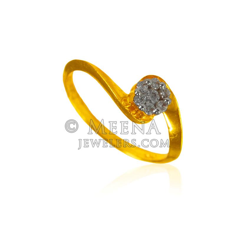 22K Gold Fancy Ring RiLp24246 22K Gold Ladies Ring is designed with