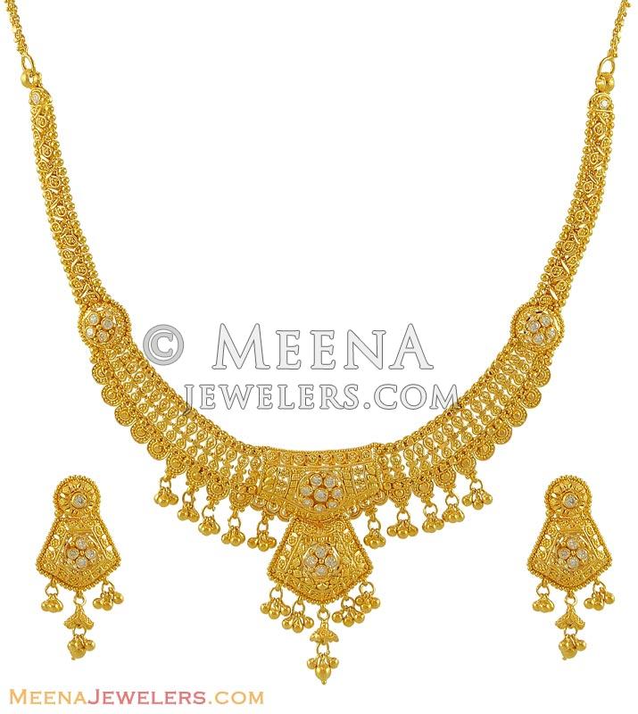 22Kt Gold Necklace StGo8314 22Kt Gold Necklace set with beautiful
