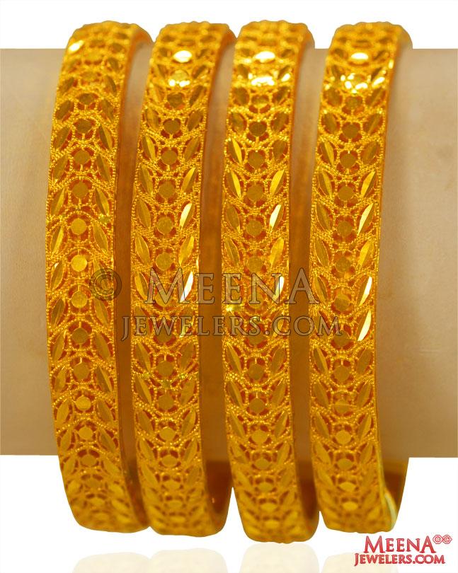 22Kt Gold Bangles 4pc - BaGo27467 - US$ 10,360 - These exquisite ...