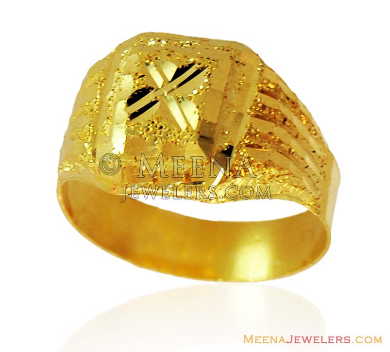 22K Gold Mens Ring RiMs14867 22k men's gold ring designed with